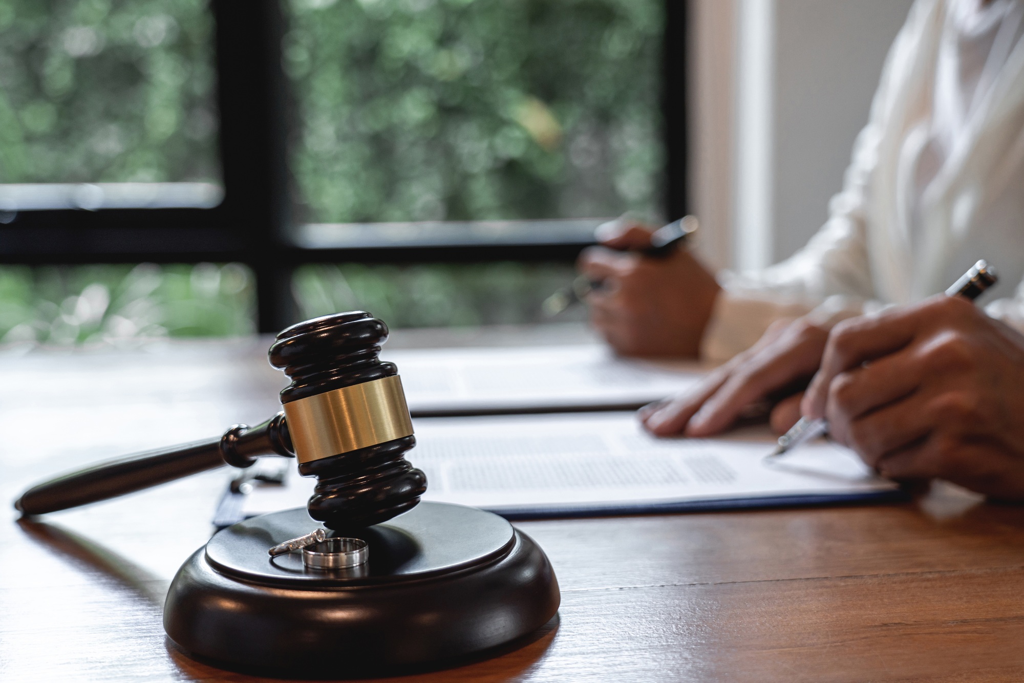 Contract decree of divorce (dissolution or cancellation) of marriage